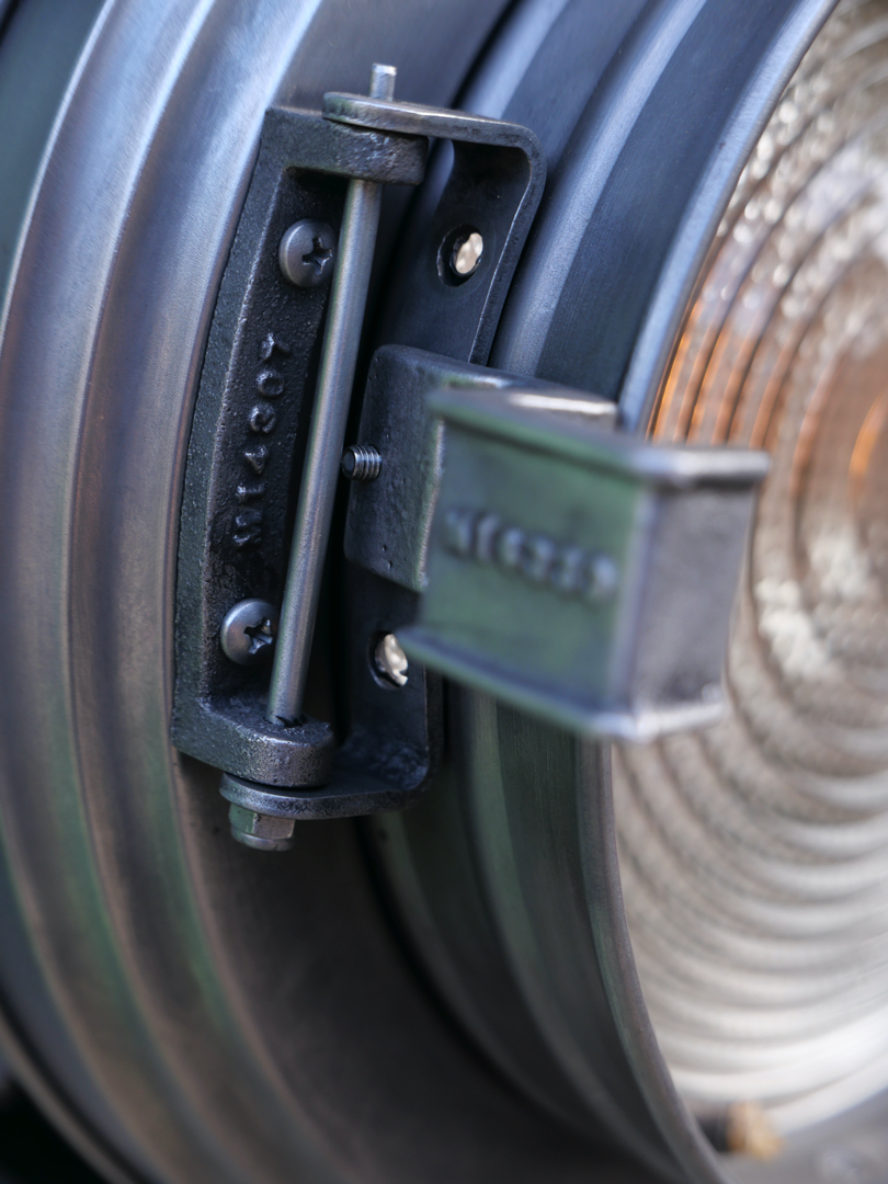 projecteur cinema MCALISTER des studios Hollywood Californie pied tripod – Image 9