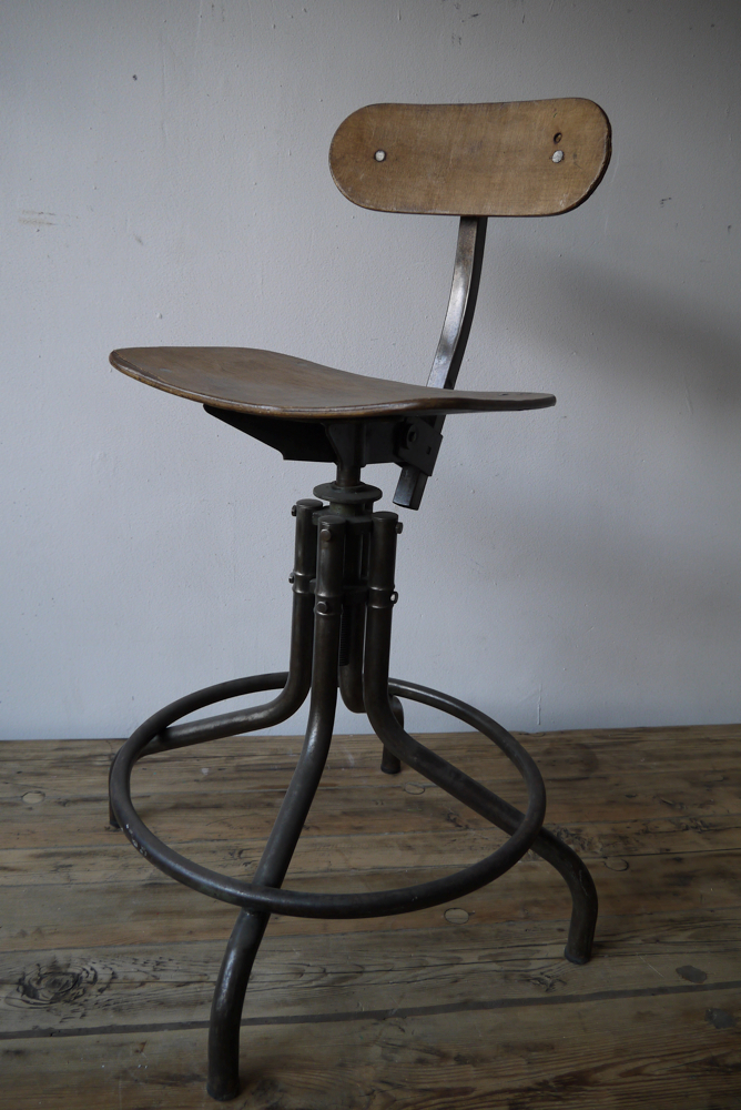 chaise haute atelier industrielle Bienaise metal et bois – Image 3