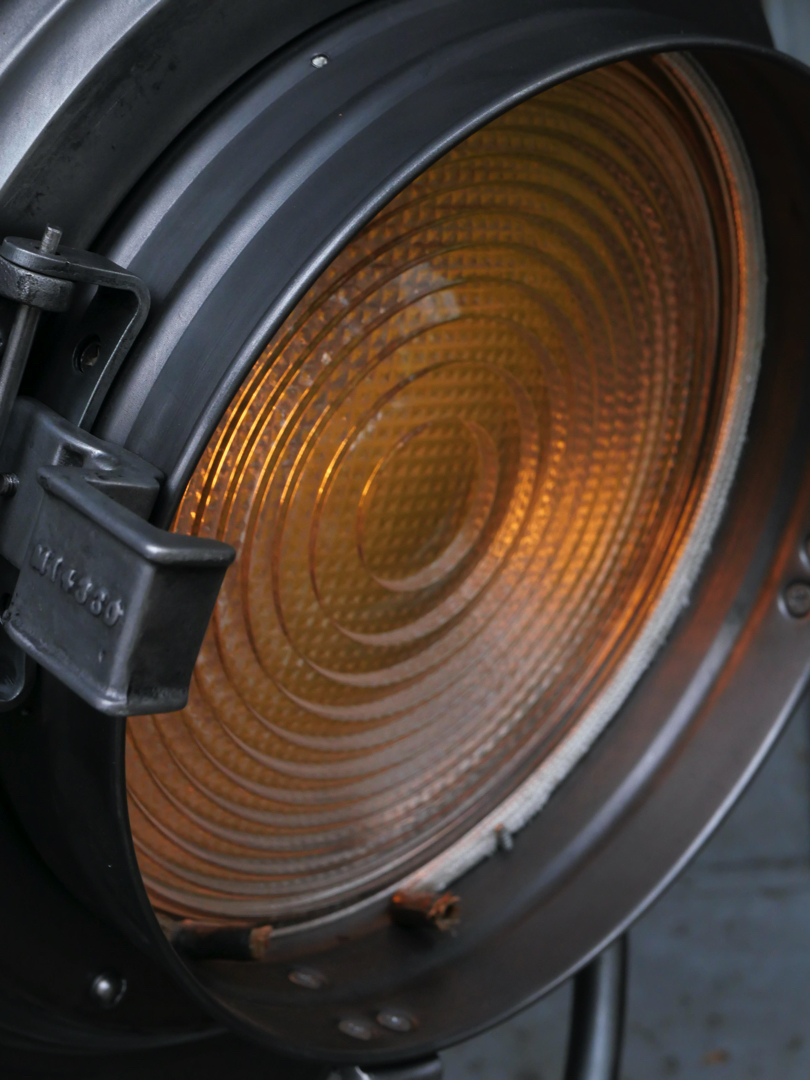 projecteur cinema MCALISTER des studios Hollywood Californie pied tripod – Image 10