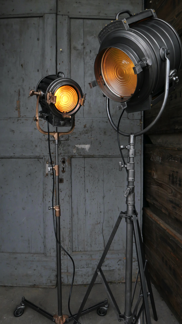 projecteur cinema MCALISTER des studios Hollywood Californie pied tripod – Image 25