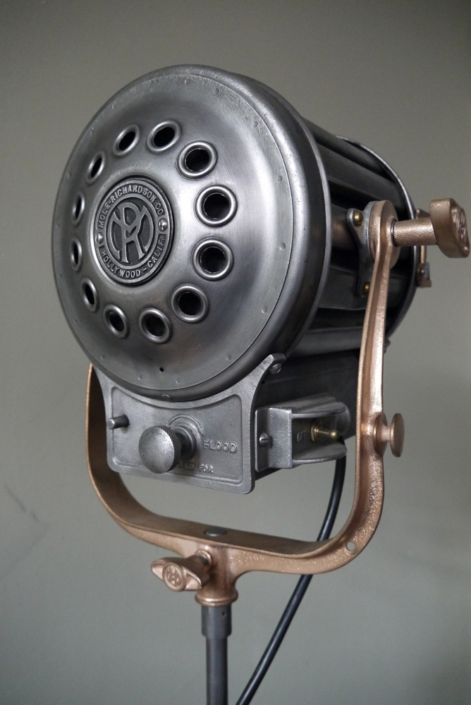 Tres rare ancien projecteur cinema hollywood Richardson 1930/40 pied cinema roulette – Image 12