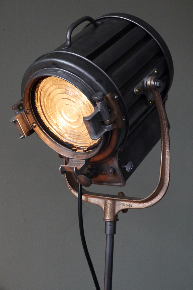 Tres rare ancien projecteur cinema hollywood Richardson 1930/40 pied cinema roulette – Image 18