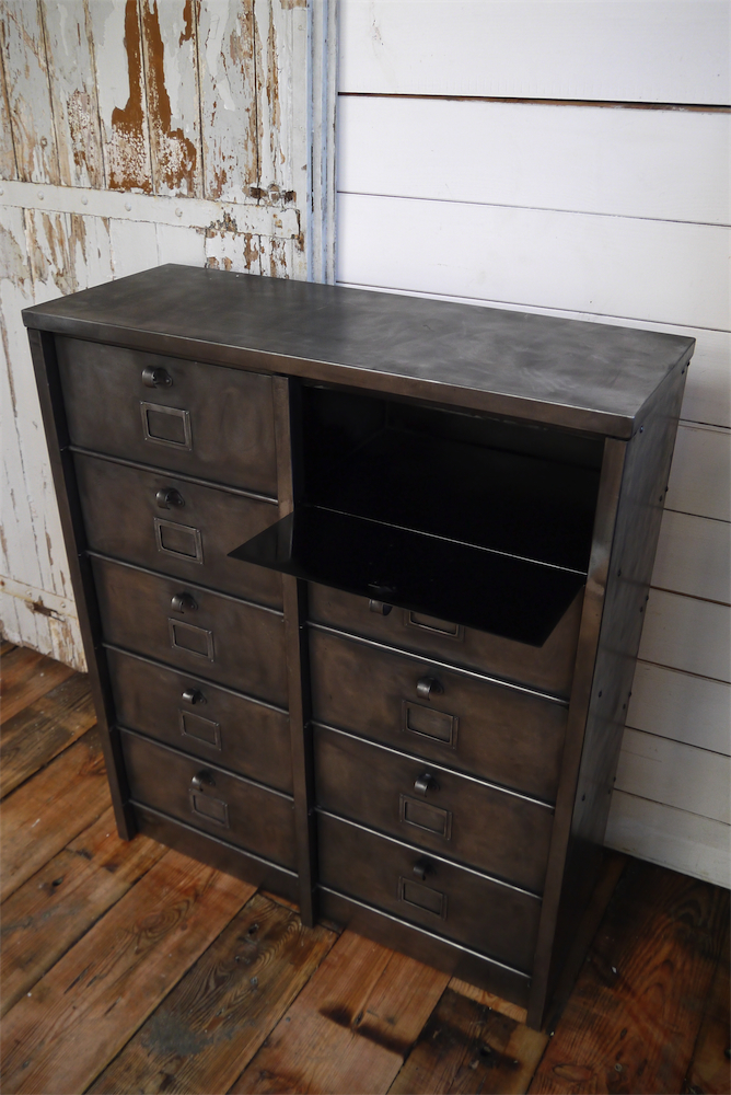 ancien grand meuble 10 casiers industriel strafor – Image 10