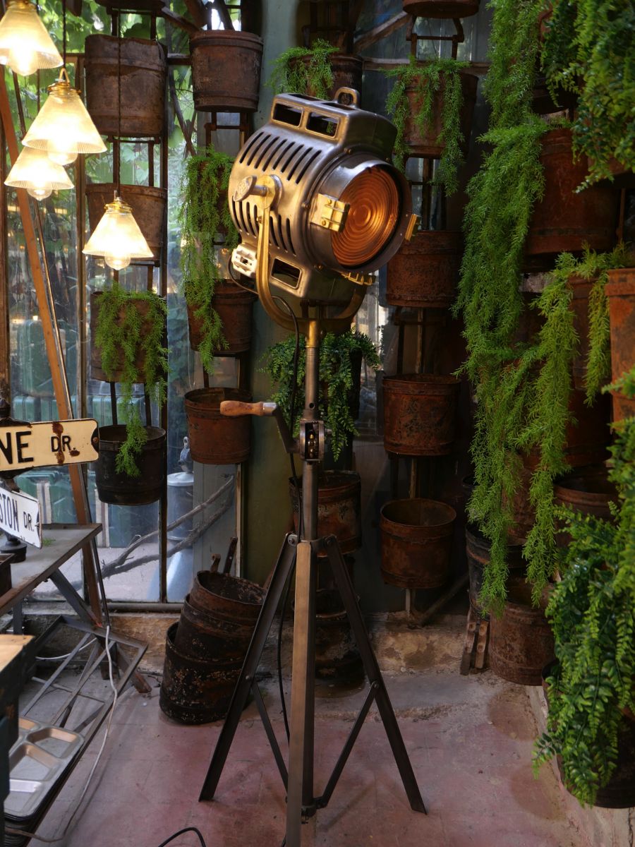 grand projecteur cinema MOLE RICHARDSON studio PINWOOD – Image 2