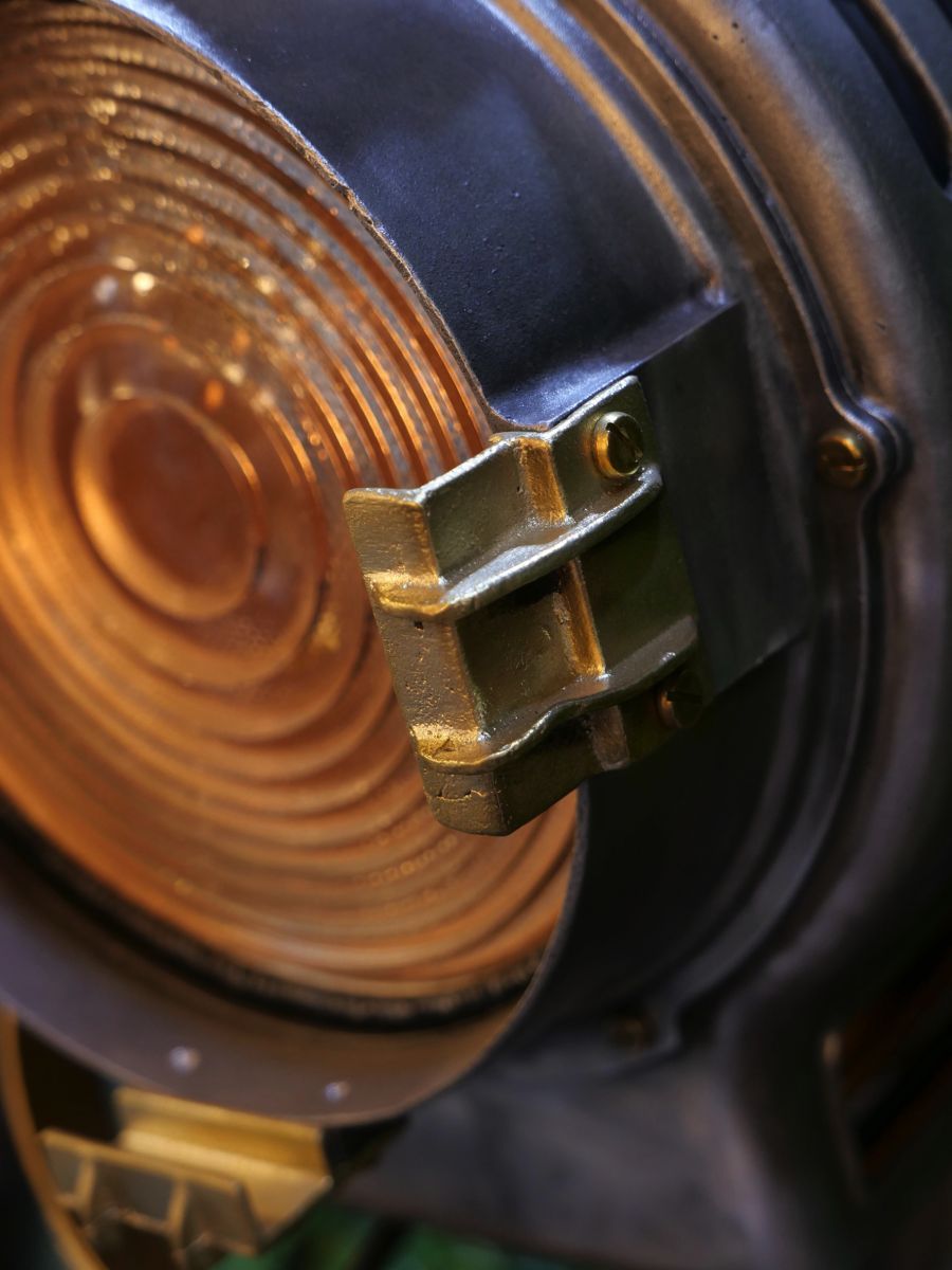 grand projecteur cinema MOLE RICHARDSON studio PINWOOD – Image 13