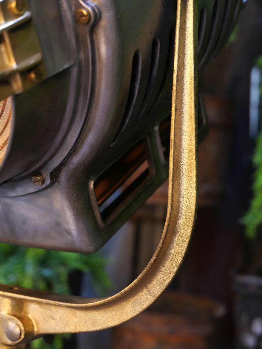 grand projecteur cinema MOLE RICHARDSON studio PINWOOD – Image 14