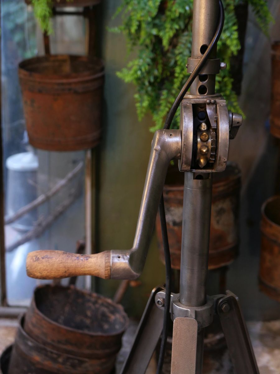 grand projecteur cinema MOLE RICHARDSON studio PINWOOD – Image 17