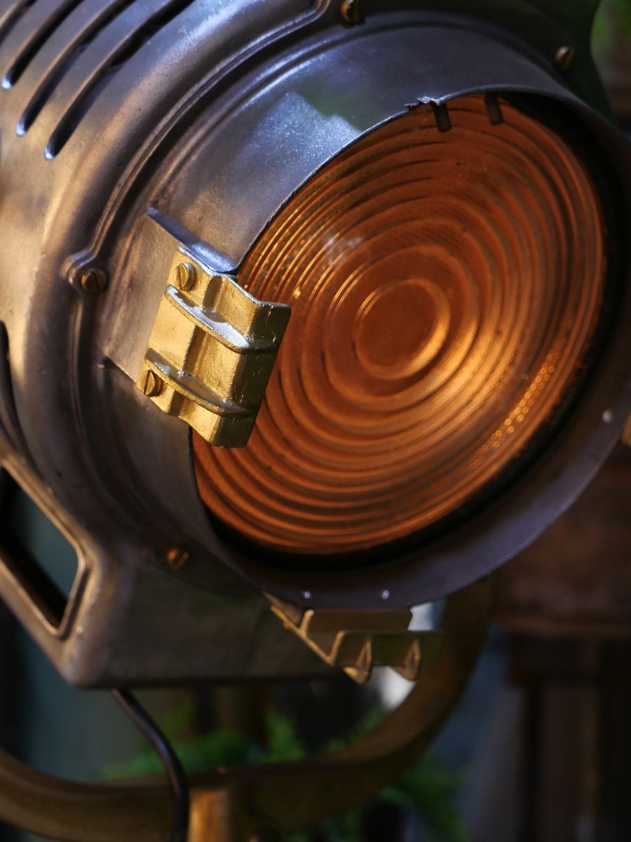 grand projecteur cinema MOLE RICHARDSON studio PINWOOD – Image 20