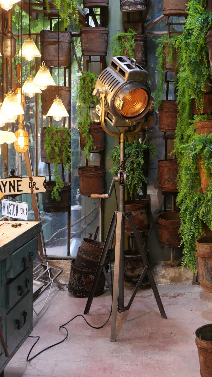 grand projecteur cinema MOLE RICHARDSON studio PINWOOD – Image 24