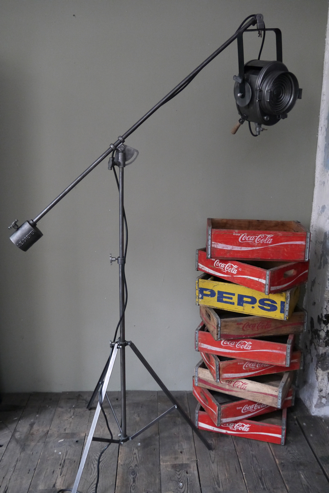 Projecteur de cinema Cremer Paris rare pied girafe entierement d'origine – Image 17