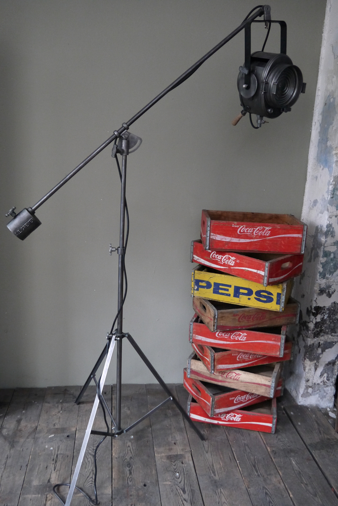 Projecteur de cinema Cremer Paris rare pied girafe entierement d'origine – Image 2