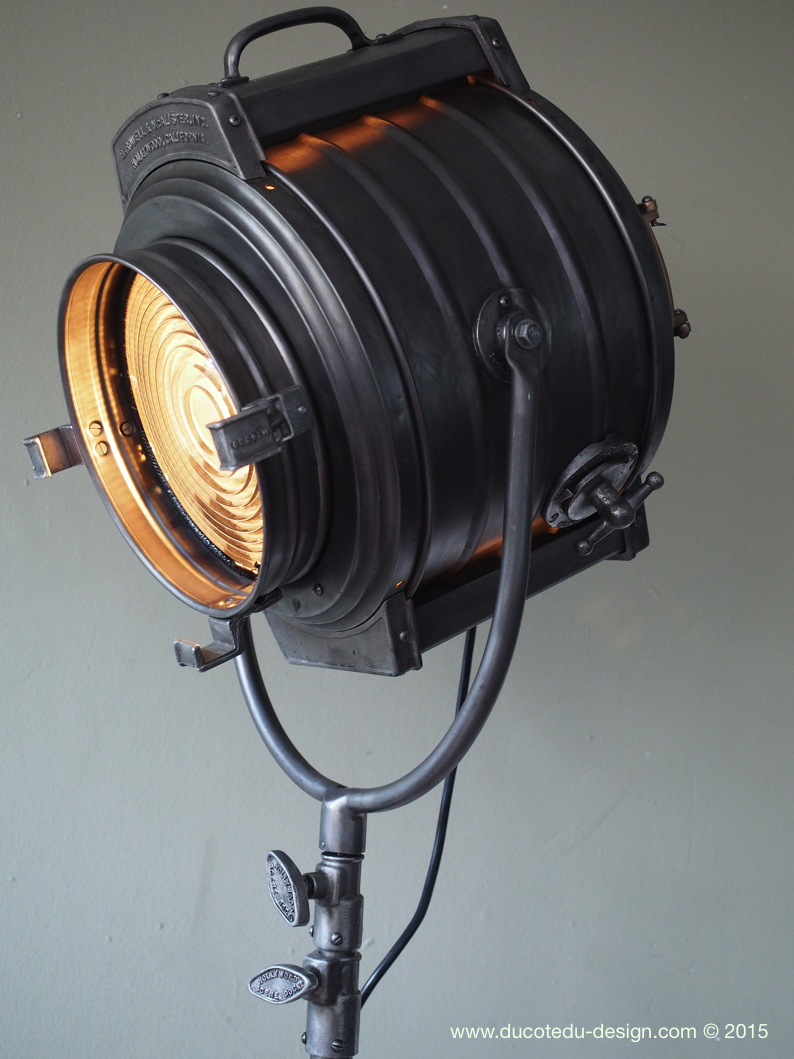 projecteur cinema MCALISTER des studios Hollywood Californie pied tripod – Image 7