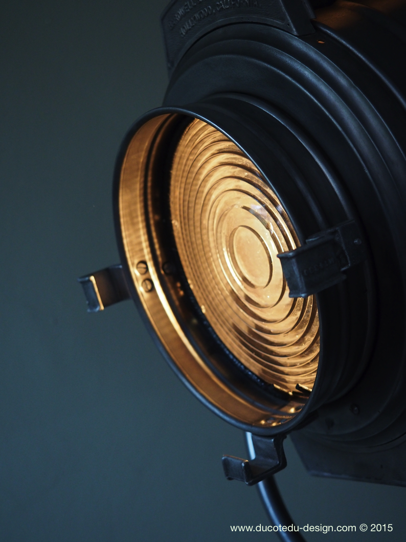 projecteur cinema MCALISTER des studios Hollywood Californie pied tripod – Image 9