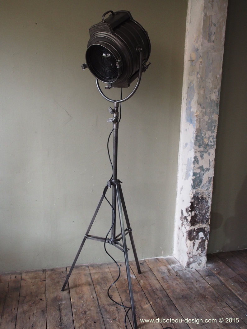 projecteur cinema MCALISTER des studios Hollywood Californie pied tripod – Image 26