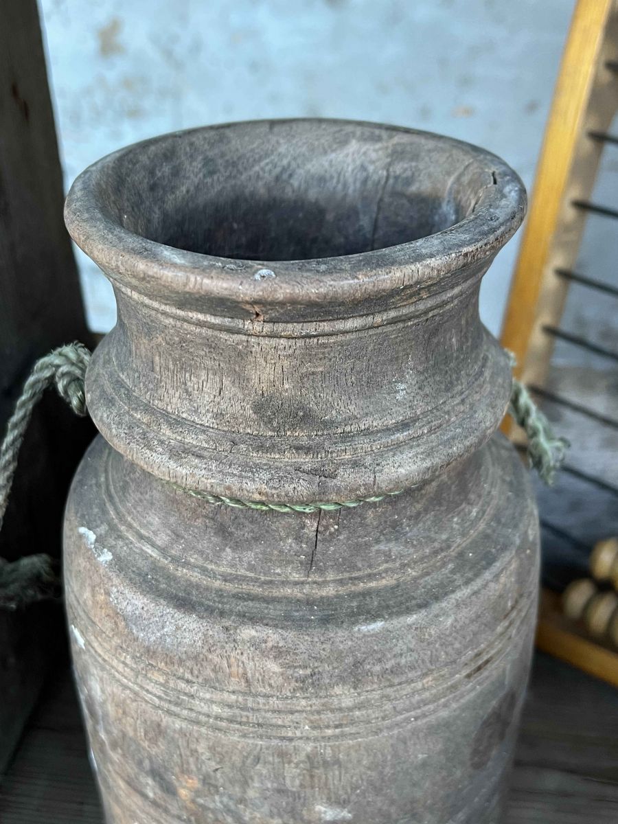 Pot traditionnel en bois du Népal – Image 8