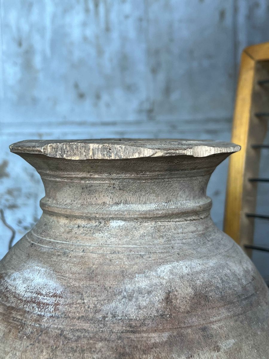 Pot traditionnel en bois du Népal – Image 5