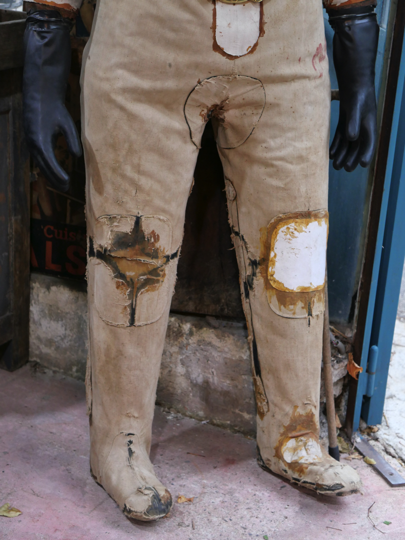 scaphandrier mannequin taille reelle de cinema dans son jus – Image 4