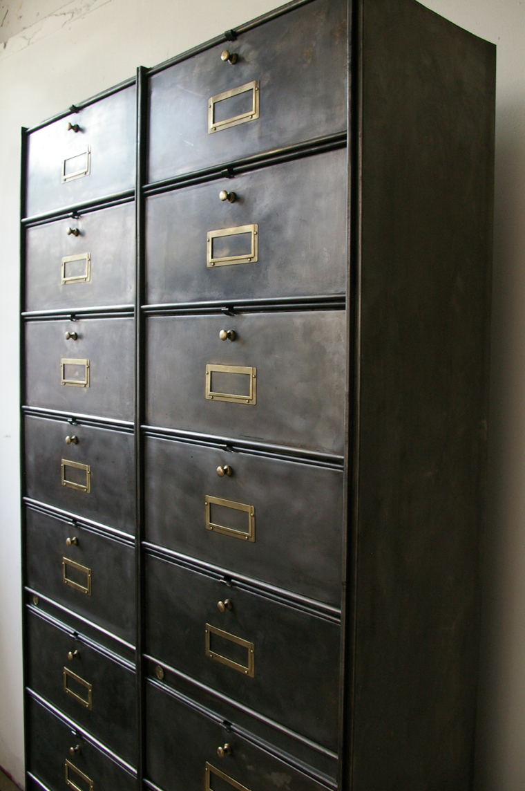 ancien grand meuble 20 casiers industriel a clapet Roneo 1940 – Image 9