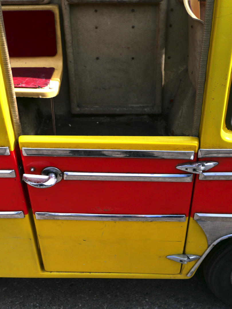 Sujet de manège avion fusée de fête foraine année 1970 – Image 7