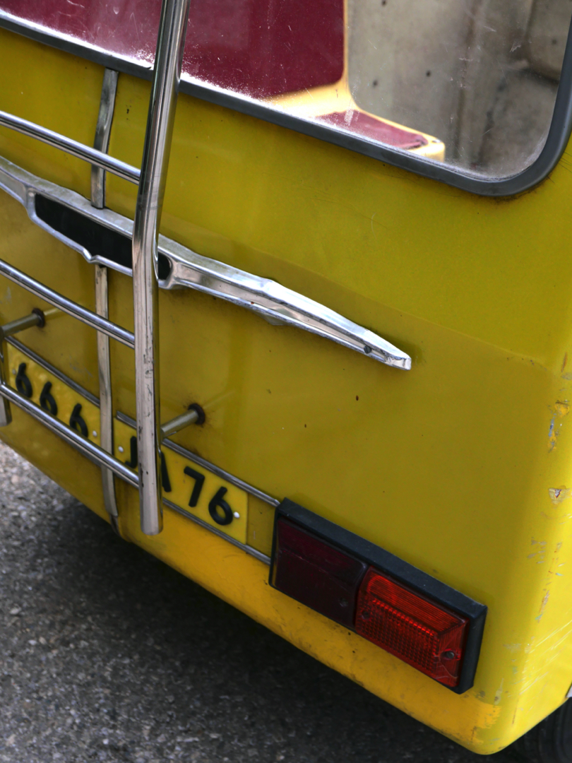 Sujet de manège avion fusée de fête foraine année 1970 – Image 10