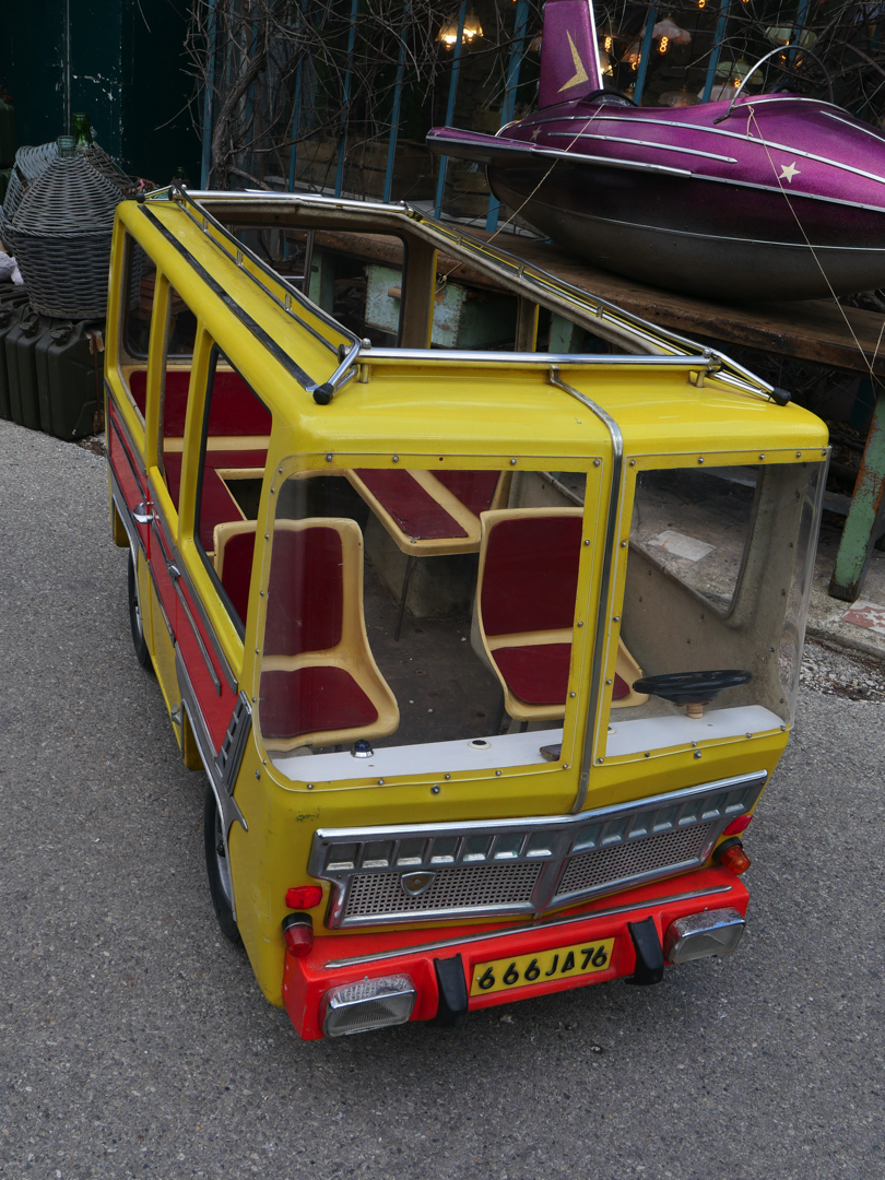 Sujet de manège avion fusée de fête foraine année 1970 – Image 12