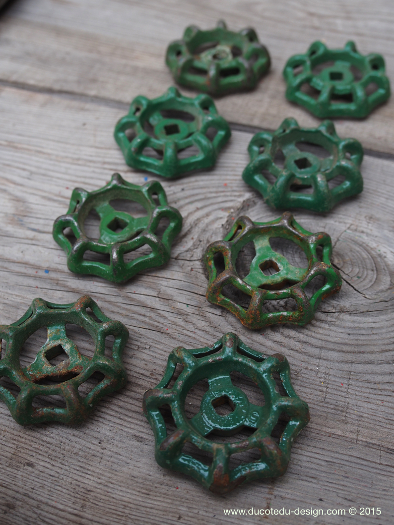 Lot d'anciennes vannes d'usine, ideal en bouton de tiroir indus – Image 3