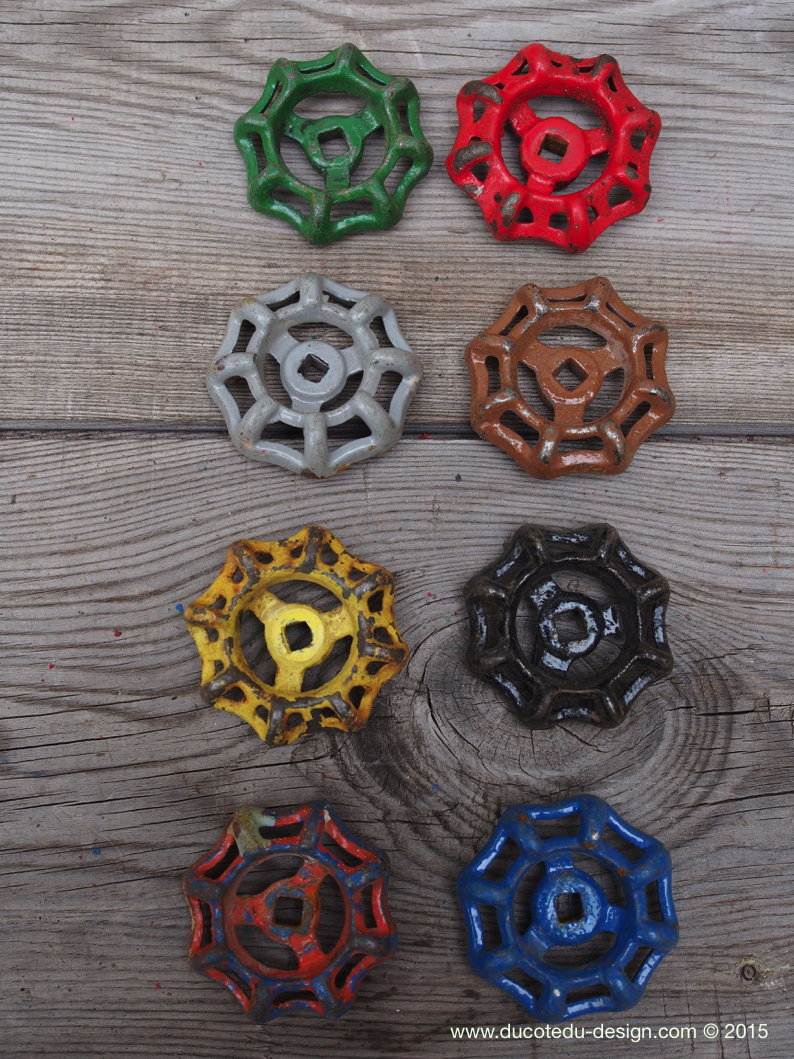 Lot d'anciennes vannes d'usine, ideal en bouton de tiroir indus – Image 2