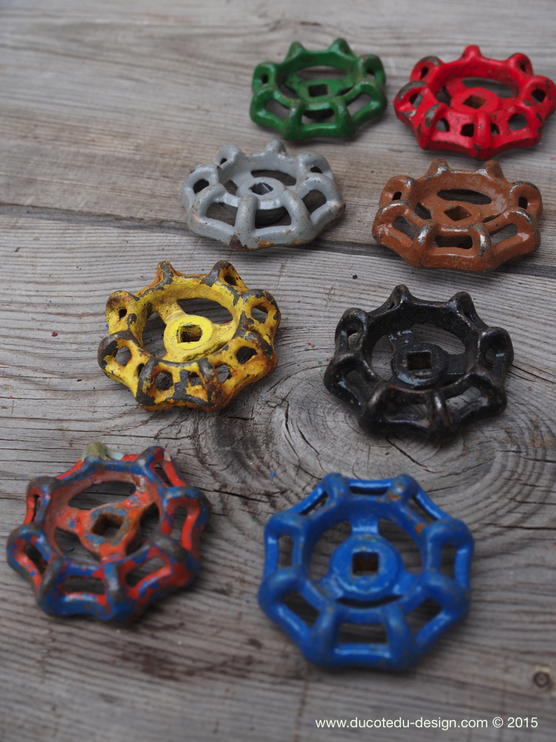 Lot d'anciennes vannes d'usine, ideal en bouton de tiroir indus – Image 4