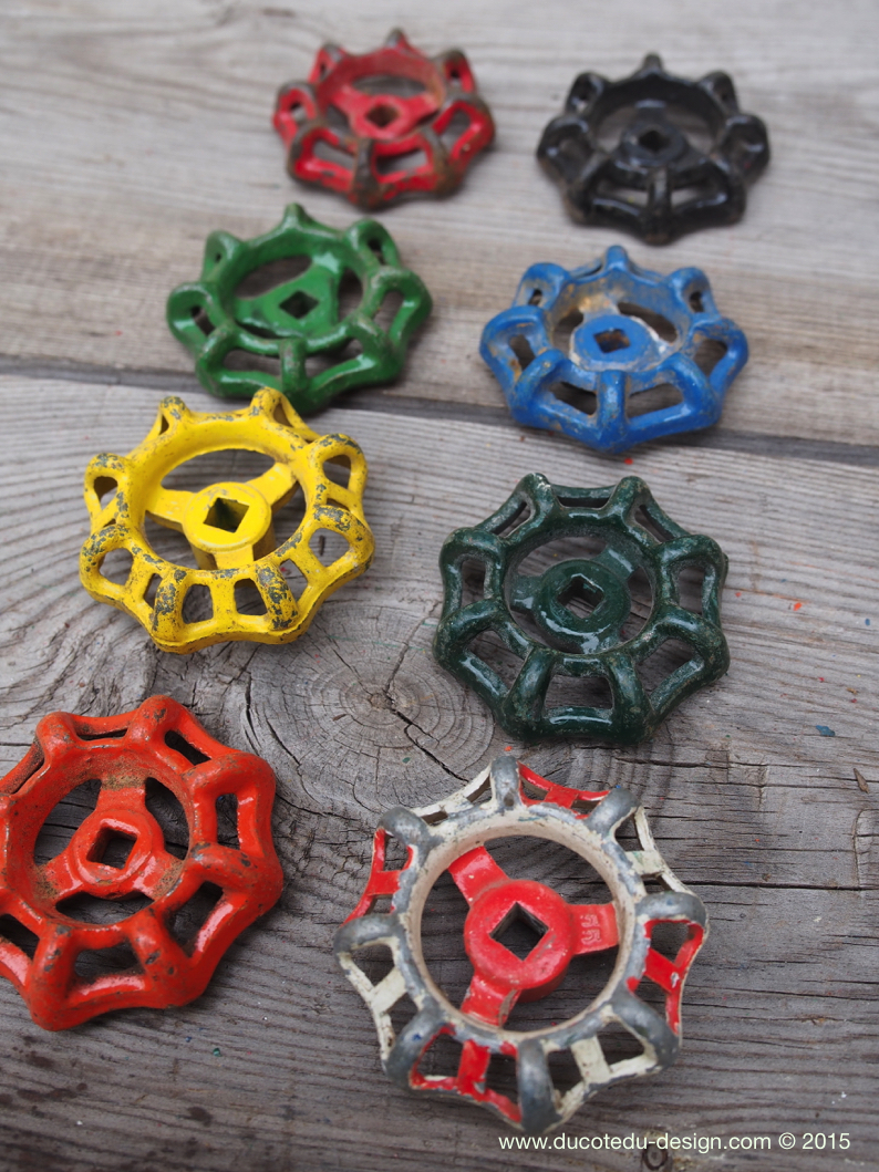 Lot d'anciennes vannes d'usine, ideal en bouton de tiroir indus – Image 3