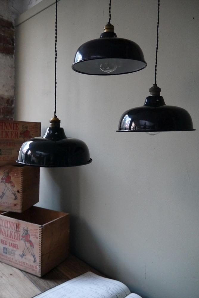 abat jour emaillee lampe industrielle noire – Image 4