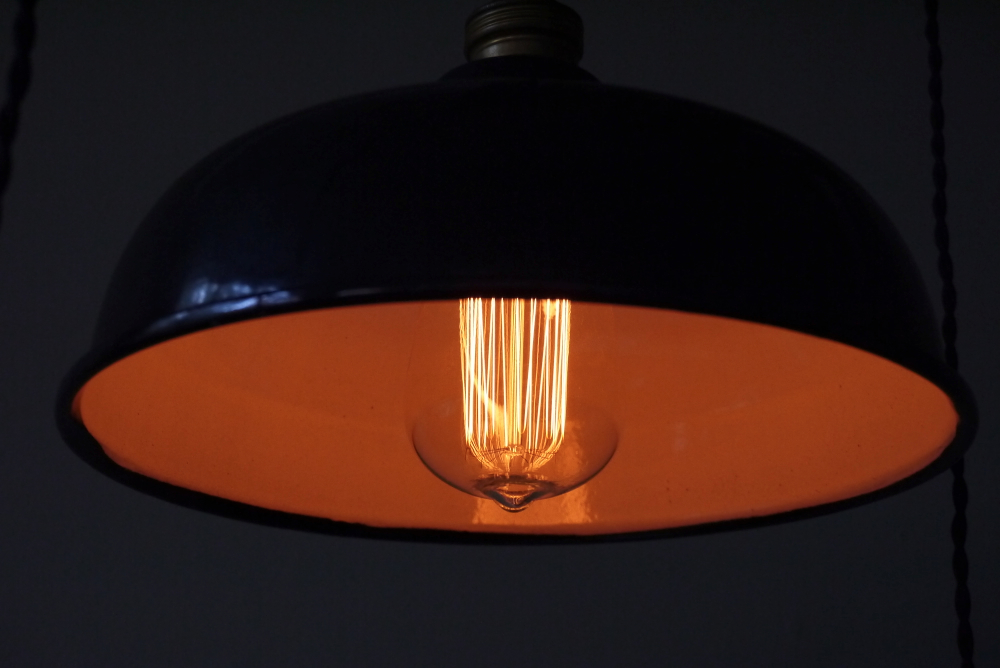 abat jour emaillee lampe industrielle noire – Image 9