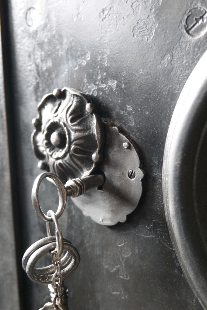 ancien coffre fort industriel maison leloutre annees 30 – Image 14