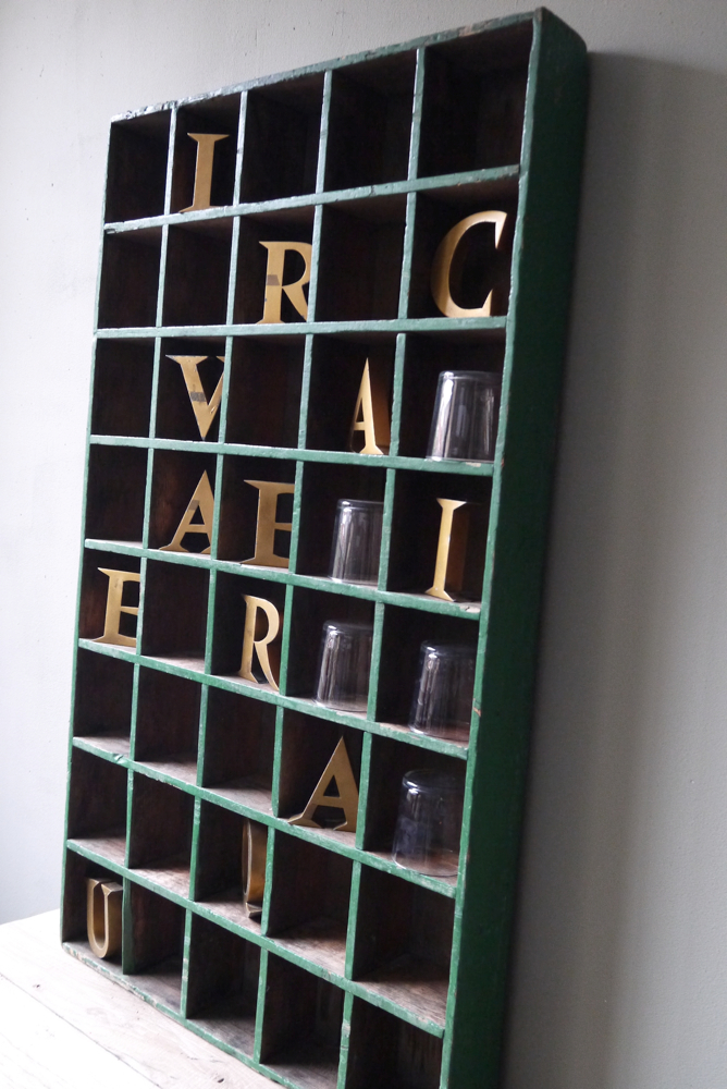 meuble metier en bois 40 cases patine verte d'origine – Image 6