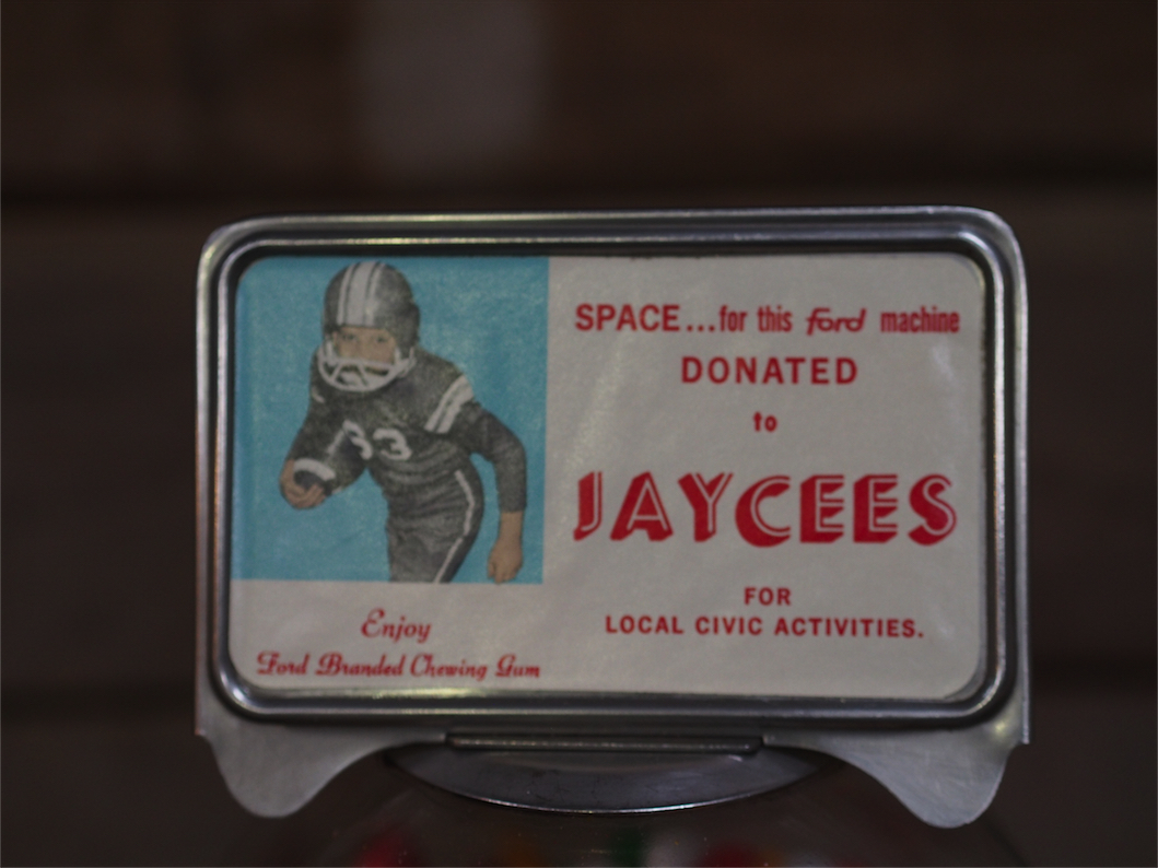 Distributeur à bonbon Ford Ball Gum 1950 Jaycees – Image 3