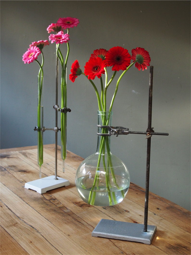 pied de laboratoire verrerie ancienne fiole – Image 9