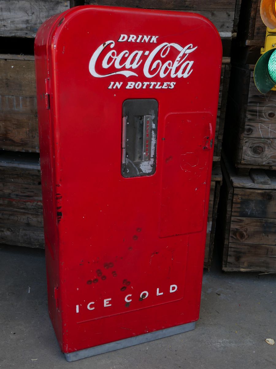 ancien distributeur frigo americain COCA COLA dans son jus – Image 3