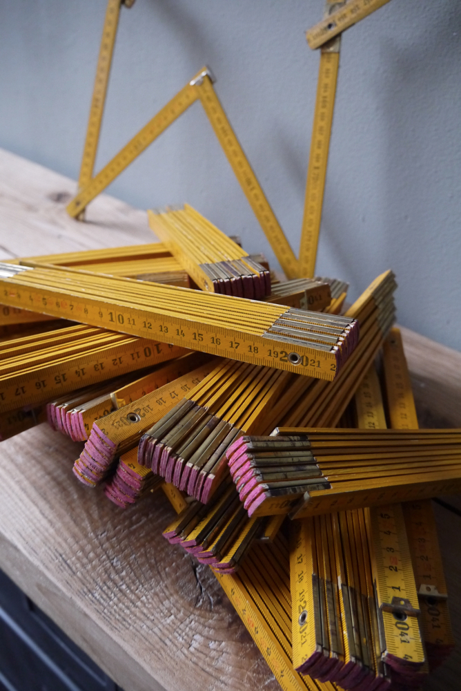 1 metre jaune pliant lot ancienne usine – Image 4