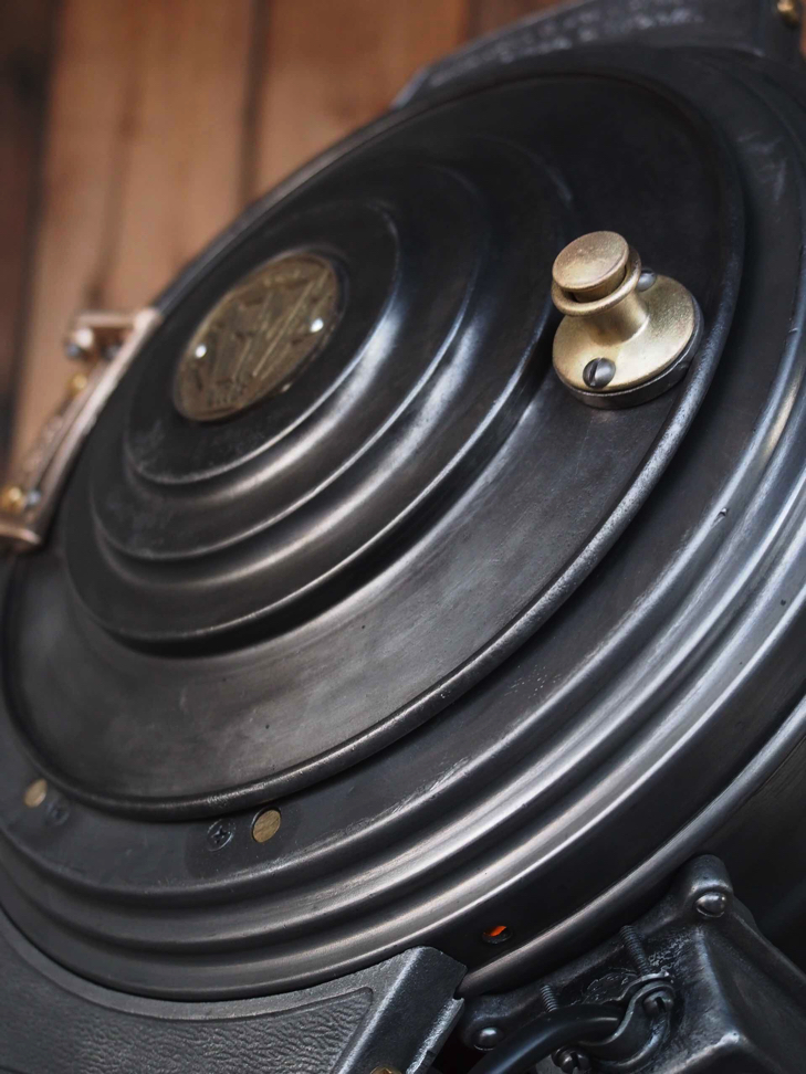 projecteur cinema MCALISTER des studios Hollywood Californie pied tripod – Image 11