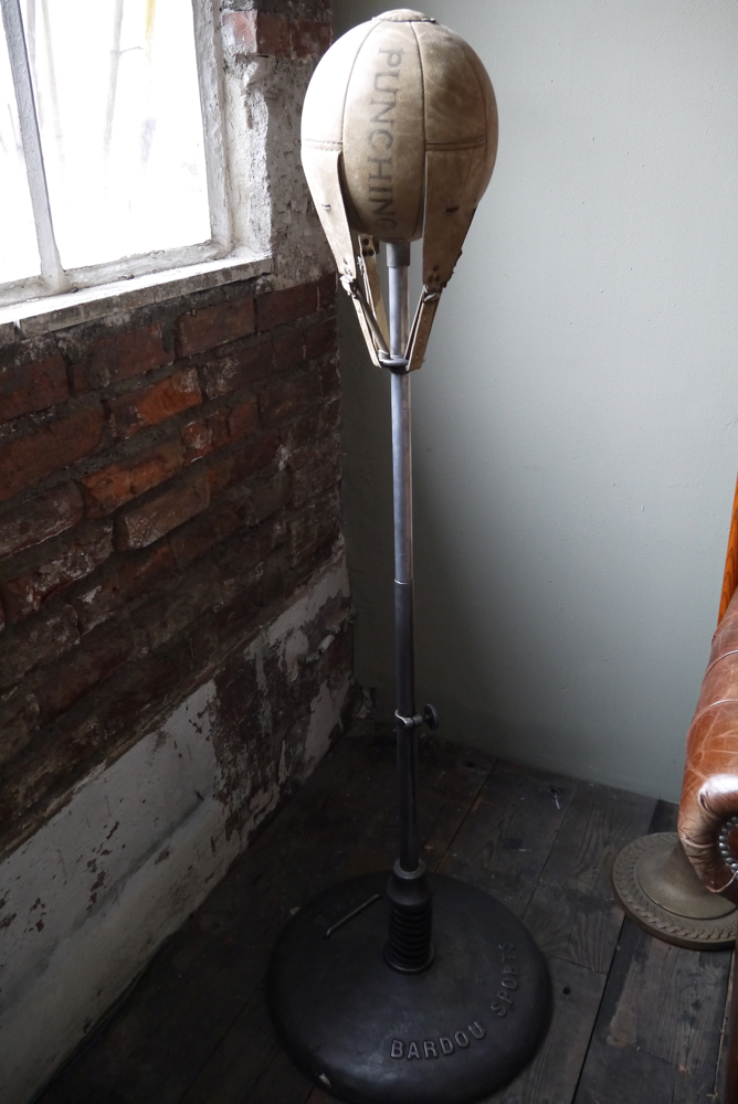 ancien puching ball boxe ballon cuir Bardou sports Paris – Image 2