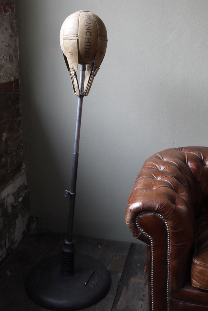ancien puching ball boxe ballon cuir Bardou sports Paris – Image 12