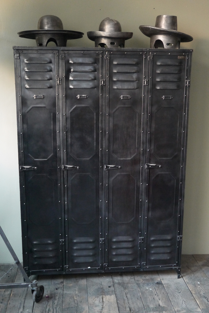 ancien vestiaire d'usine des ateliers Schwartz-Hautmont – Image 2