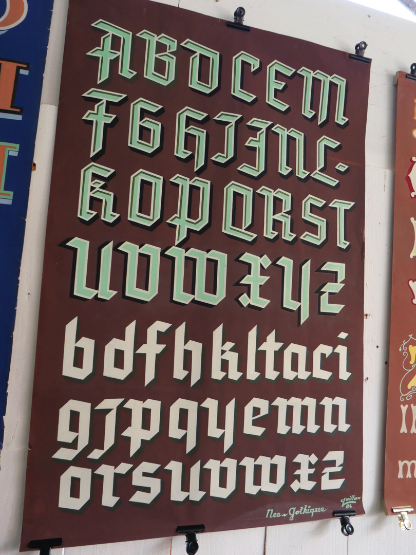 ancien abecedaire affiche de presentation peintre en lettres – Image 5