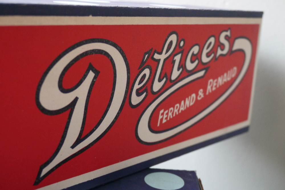 1 ancienne boite d'epicerie en carton pour les pates – Image 10