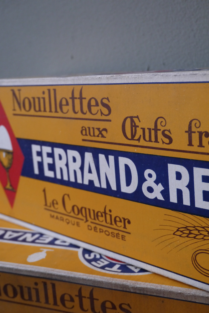 1 ancienne boite d'epicerie en carton pour les pates ferrand & Renaud – Image 7