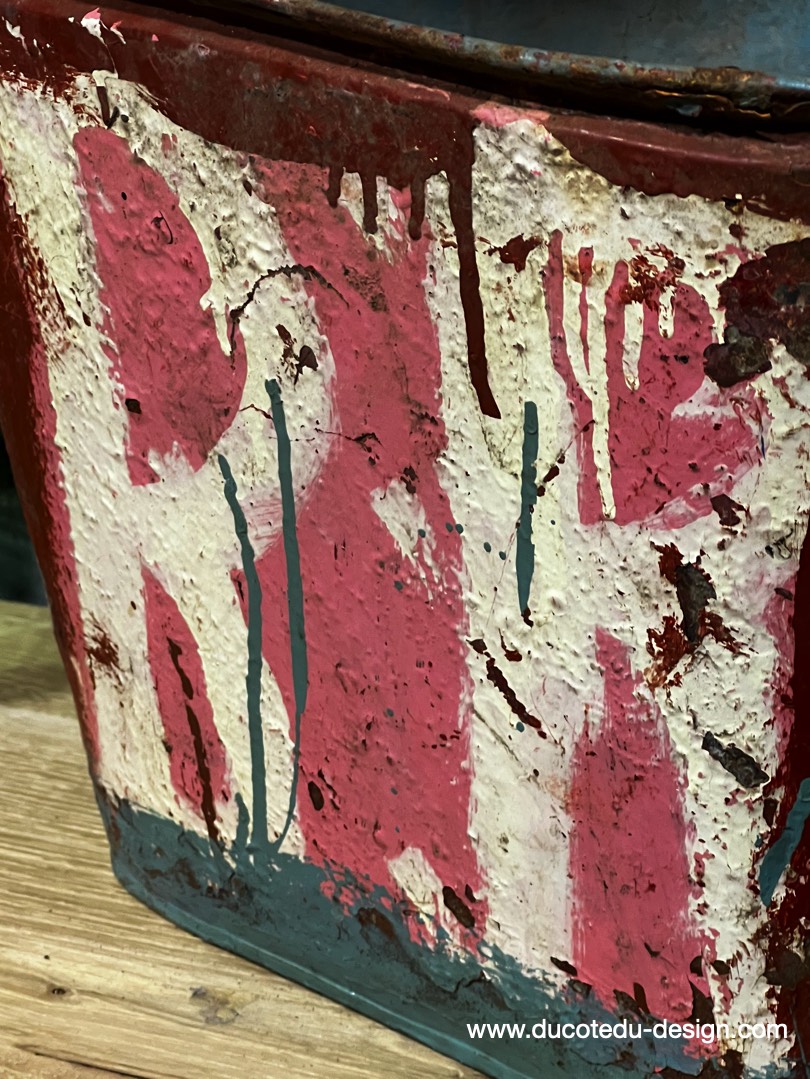 caisse de vendanges en metal patine d'origine – Image 7