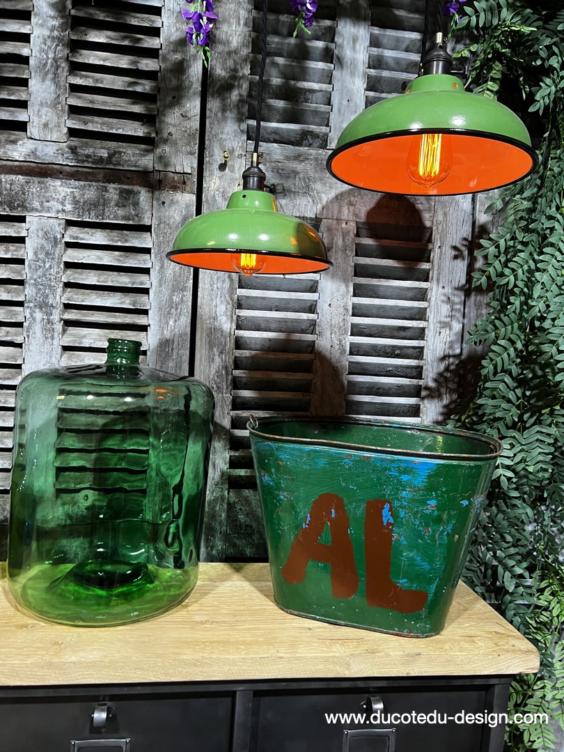 caisse de vendanges en metal patine d'origine – Image 2