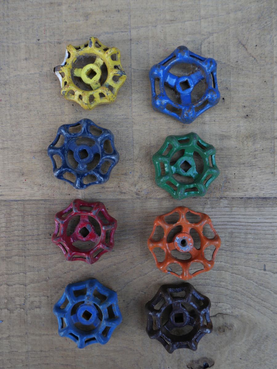 Lot d'anciennes vannes d'usine, ideal en bouton de tiroir indus – Image 2