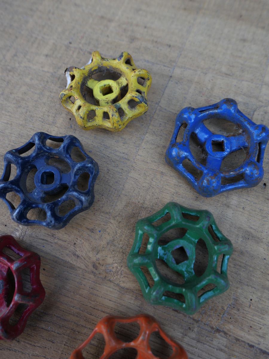 Lot d'anciennes vannes d'usine, ideal en bouton de tiroir indus – Image 5