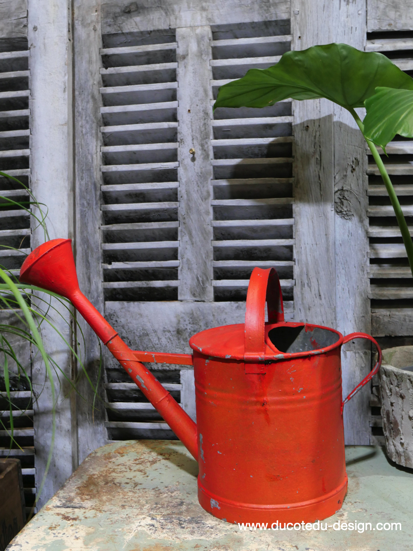 Arrosoir en zinc rouge – Image 4