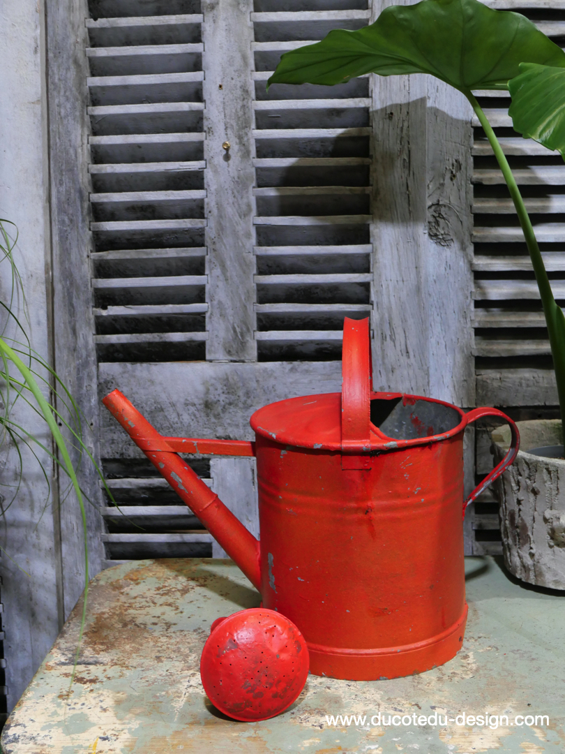 Arrosoir en zinc rouge – Image 5